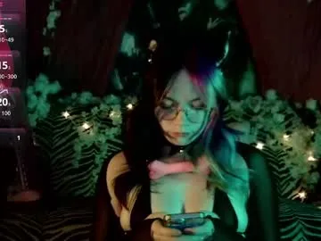 aleenachexxx on Chaturbate 