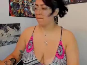 Amaryllis_vizcaya from Chaturbate