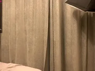 angry_tomato_ from Chaturbate