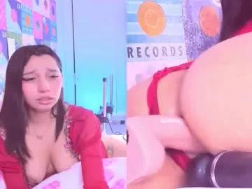 Girls: try live performances with matured performers, from dancing to quirks, in a variety of beautiful sex cams.