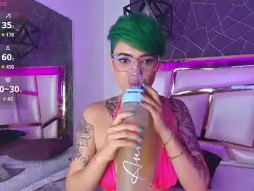 Annie_swan from Chaturbate