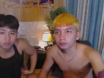 Asian_hugedickx from Chaturbate
