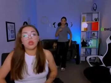 Girls: try live performances with matured performers, from dancing to quirks, in a variety of beautiful sex cams.