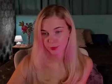 Bella_stewartt from Chaturbate
