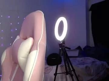 Bellamonroee from Chaturbate