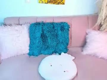 Bombaneraa from Chaturbate