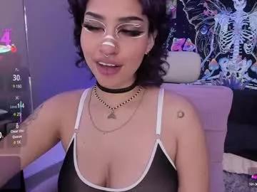 Bunnypeachyy from Chaturbate
