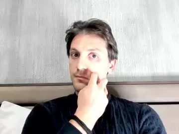 Calciatore94 from Chaturbate