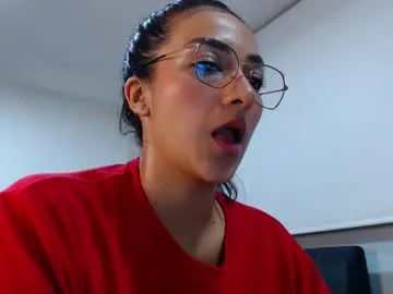 camilaaoficial from Chaturbate is Freechat