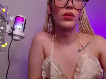 Cassiemich from Chaturbate