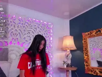 Chiara_evanns from Chaturbate
