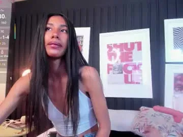 Chiara_evanns from Chaturbate