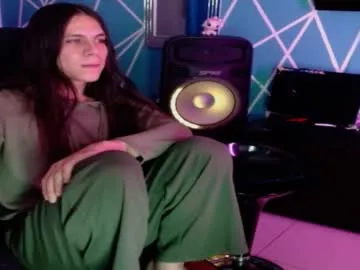 chico_explosivo from Chaturbate is Freechat