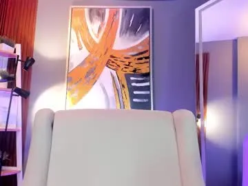 Cinnia_ from Chaturbate