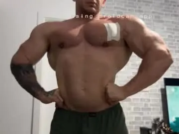 couplemuscle40 from Chaturbate is Freechat