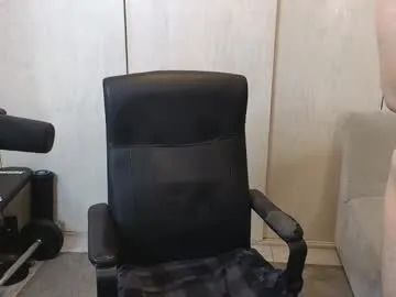 Cowboylean from Chaturbate