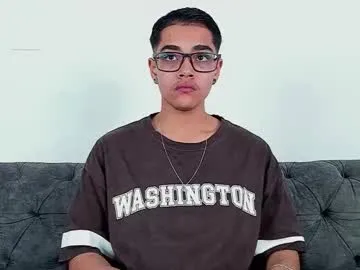 cristian_suarezz_ from Chaturbate is Freechat