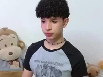 Cuddly_twinkie from Chaturbate