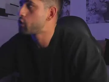 Davevilboy from Chaturbate