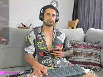 Davevilboy from Chaturbate