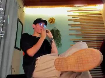 daviid_huge from Chaturbate is Freechat