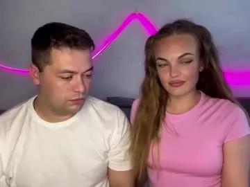 deeplookscouple from Chaturbate