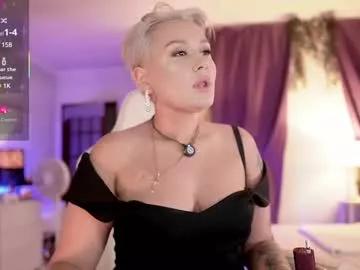 Divine_kim from Chaturbate