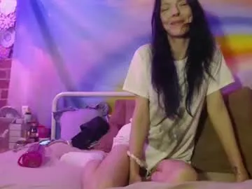 Drrtychai from Chaturbate