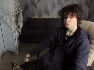 Edvardblare from Chaturbate