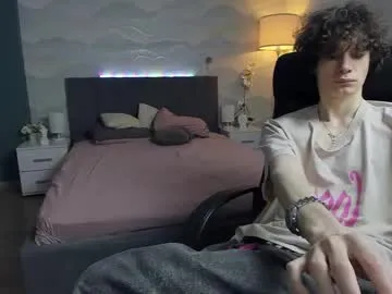 Edvardblare from Chaturbate