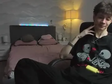 Edvardblare from Chaturbate