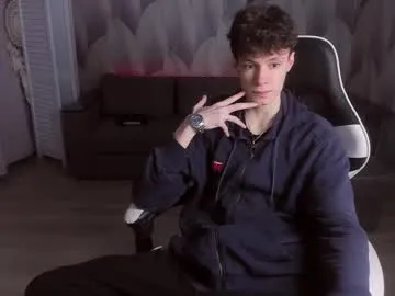 Edvardblare from Chaturbate