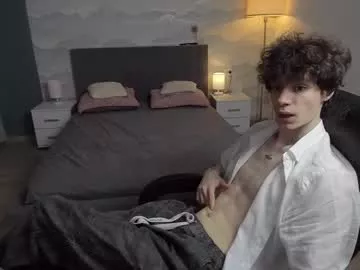 Edvardblare from Chaturbate