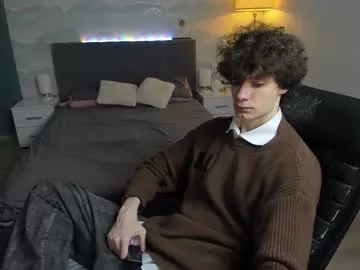 Edvardblare from Chaturbate