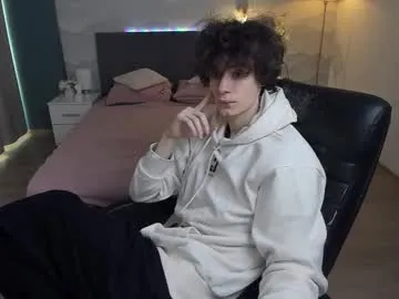 Edvardblare from Chaturbate