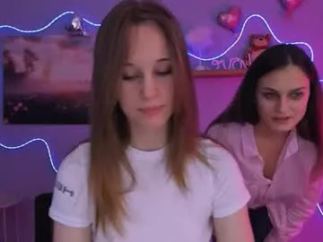  eira_mouse chat room