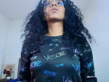 ellie_alves from Chaturbate