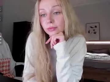 em_emilie from Chaturbate is Freechat