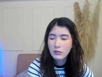Emiilycutex_ from Chaturbate