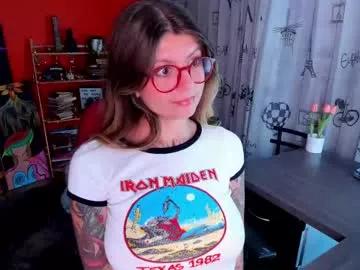 Emmaa_hostt from Chaturbate