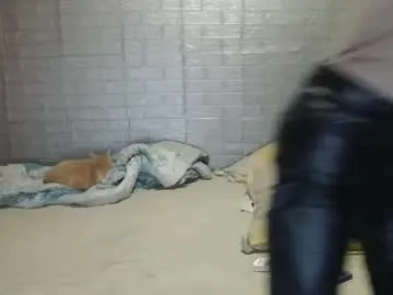 Emmily000 from Chaturbate