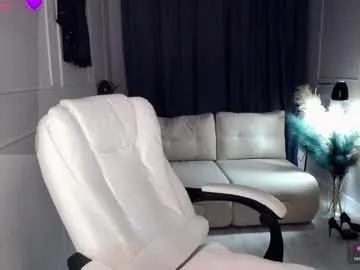 Emmmam from Chaturbate