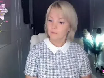 Emmmam from Chaturbate