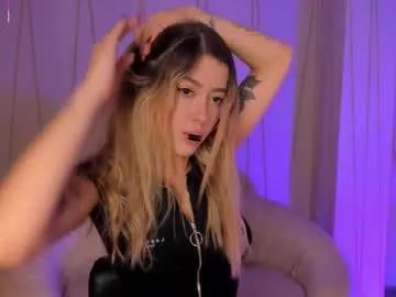 Evebenson from Chaturbate