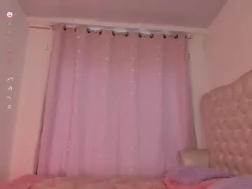 Evelyn_evelyn from Chaturbate