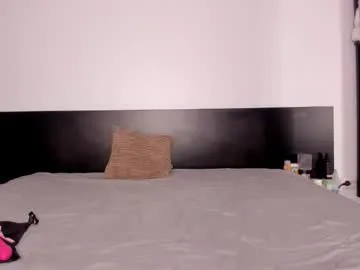 Evelynneshawn from Chaturbate