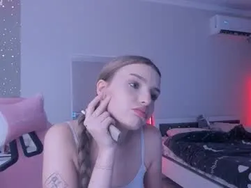Eweline_more from Chaturbate