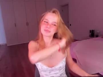 Feel_our_vibe from Chaturbate