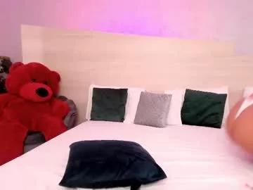 Foxxyclarise from Chaturbate
