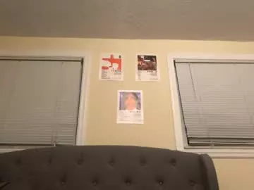 G0ddessluna1800 from Chaturbate